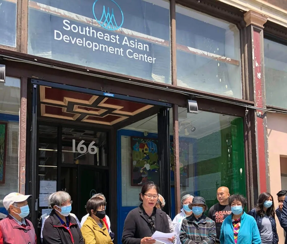 Monthanus Ratanapakdee with seniors and community members at the Southeast Asian Development Center